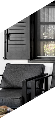 volet devant une maison